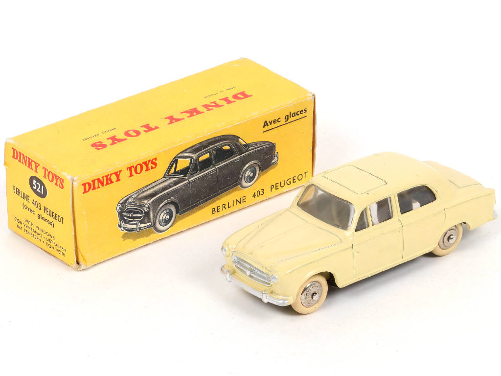 Lot 283 - DINKY TOYS (FRANCE) (1)