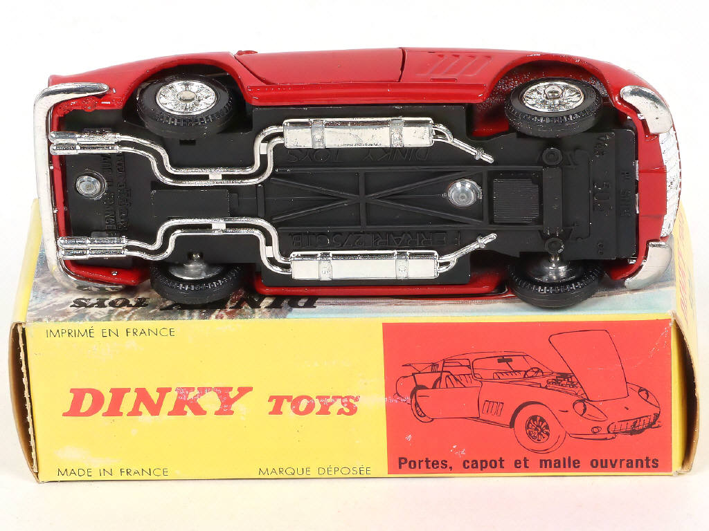 Lot 293 - DINKY TOYS (FRANCE) (1)