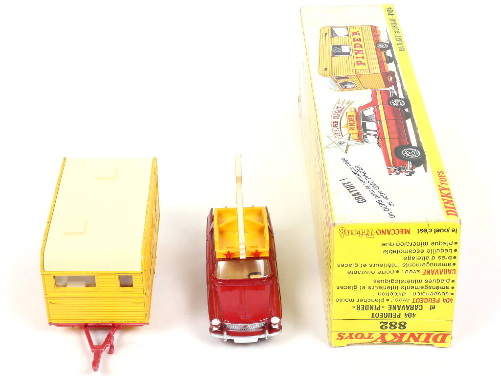 Lot 313 - DINKY TOYS (FRANCE) (1)