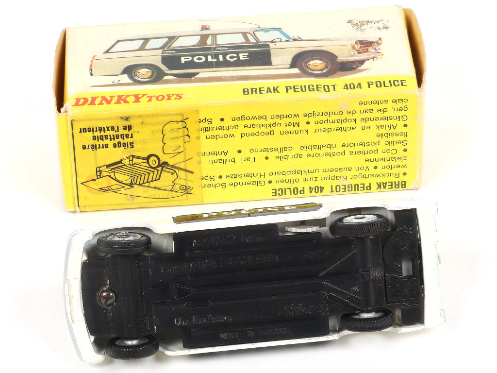 Lot 311 - DINKY TOYS (FRANCE) (1)