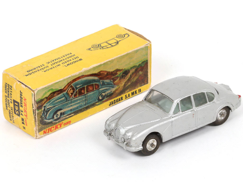 Lot 218 - NICKYTOYS (INDE) (1)