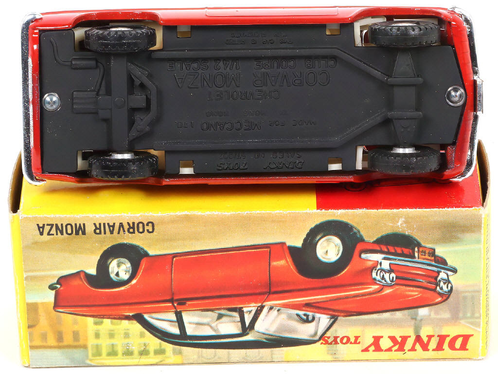 Lot 243 - DINKY TOYS (GB) (1)