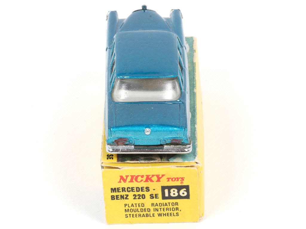 Lot 217 - NICKYTOYS (INDE) (1)