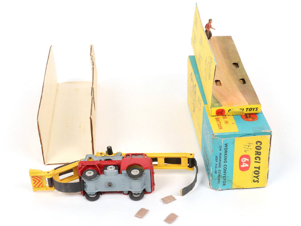 Lot 116 - CORGI TOYS (GB) (1)