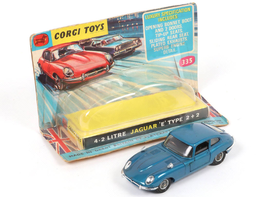 Lot 120 - CORGI TOYS (GB) (1)