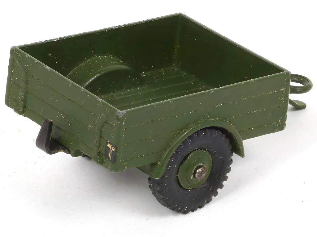 Lot 233 - DINKY TOYS (GB) (1)