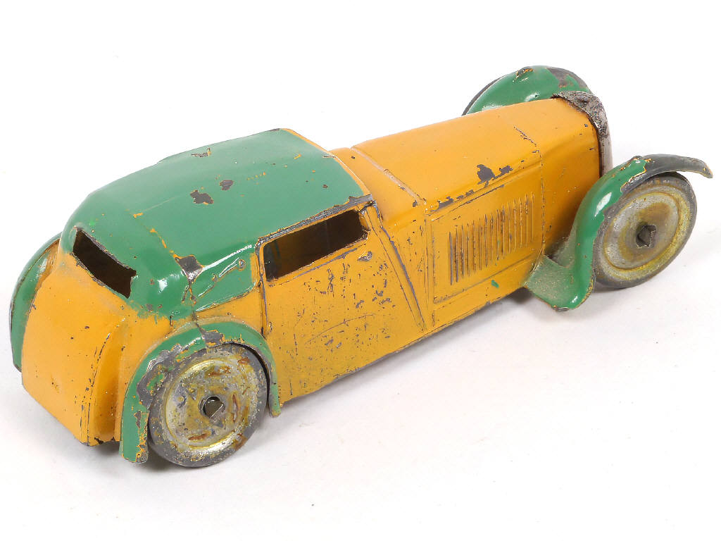 Lot 225 - DINKY TOYS (GB) (1)