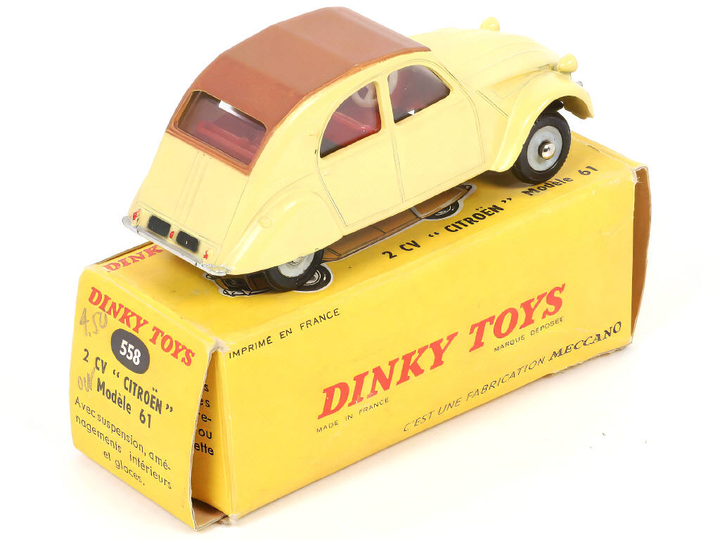 Lot 294 - DINKY TOYS (FRANCE) (1)