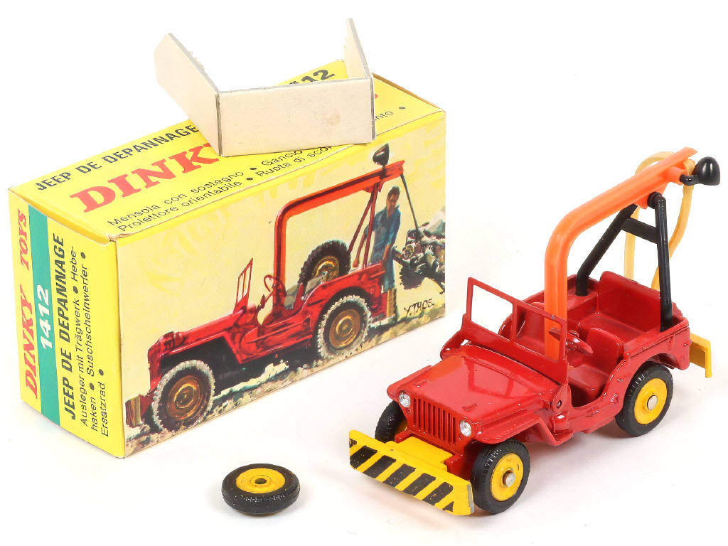 Lot 308 - DINKY TOYS (FRANCE) (1)