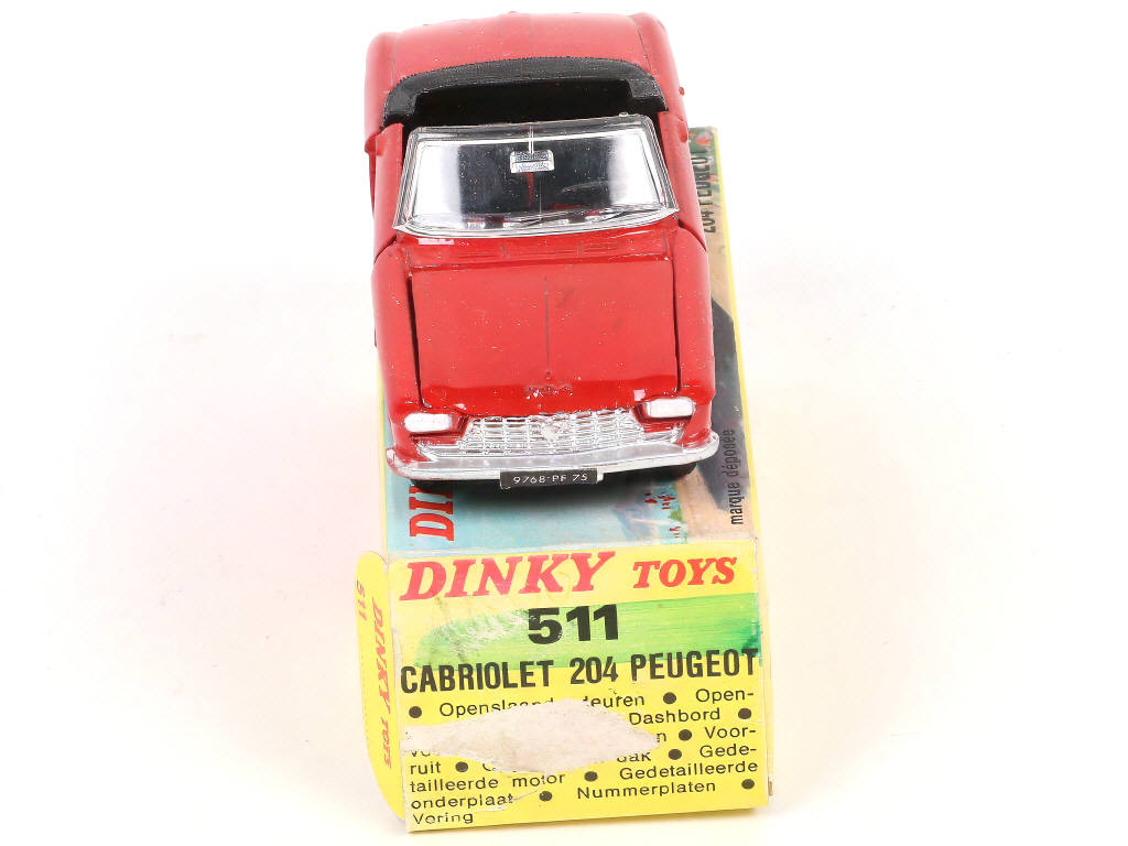 Lot 292 - DINKY TOYS (FRANCE) (1)