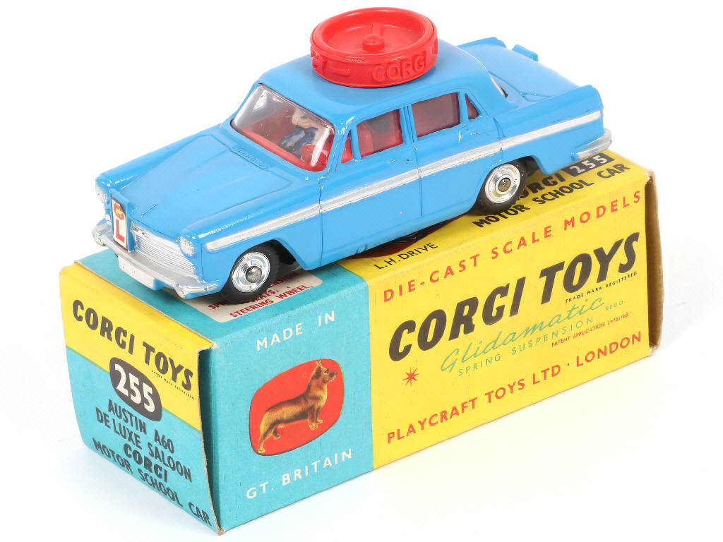 Lot 101 - CORGI TOYS (GB) (1)