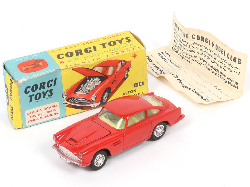 Lot 86 - CORGI TOYS (GB) (1)