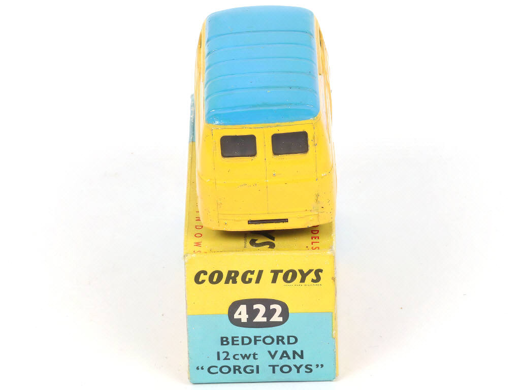 Lot 131 - CORGI TOYS (GB) (1)