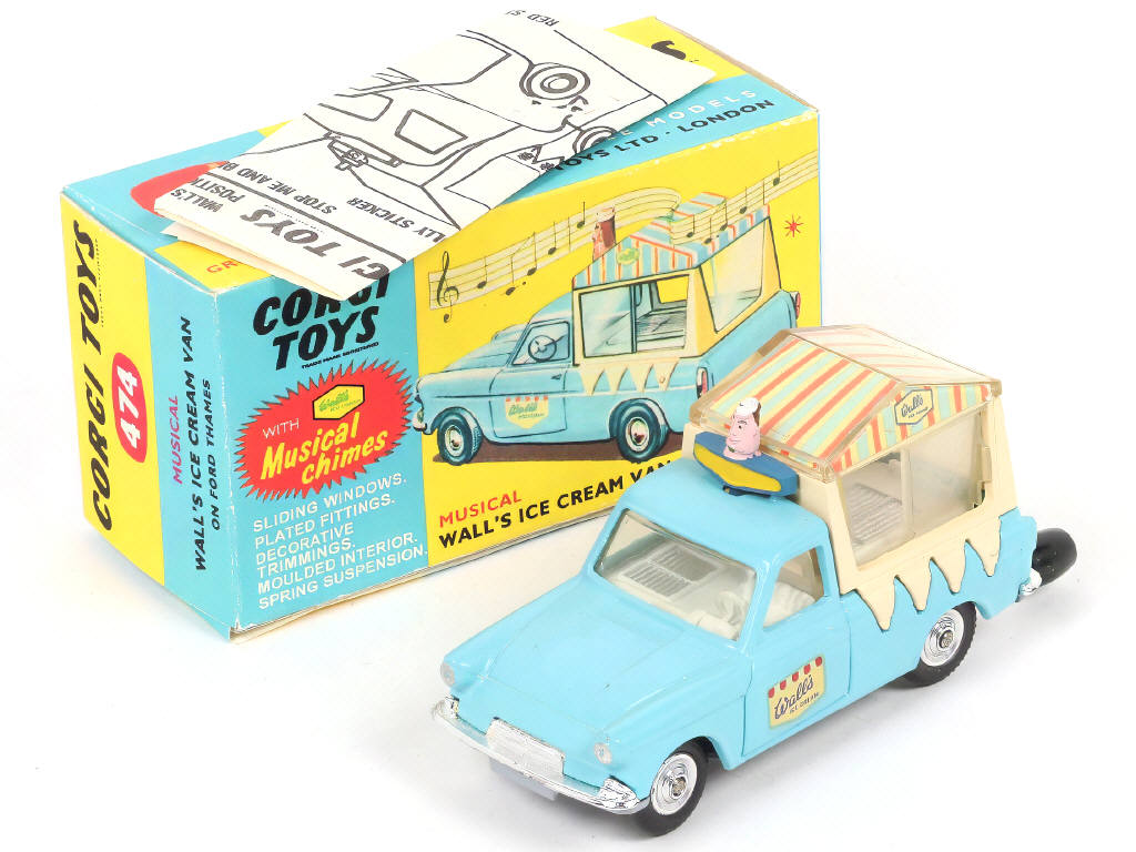 Lot 128 - CORGI TOYS (GB) (2)