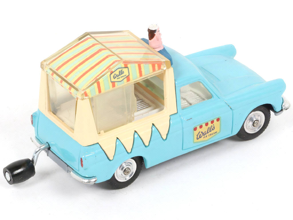 Lot 128 - CORGI TOYS (GB) (2)