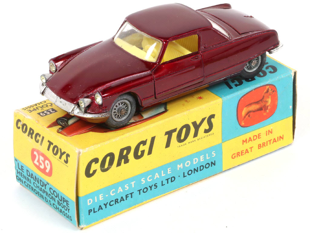 Lot 104 - CORGI TOYS (GB) (1)