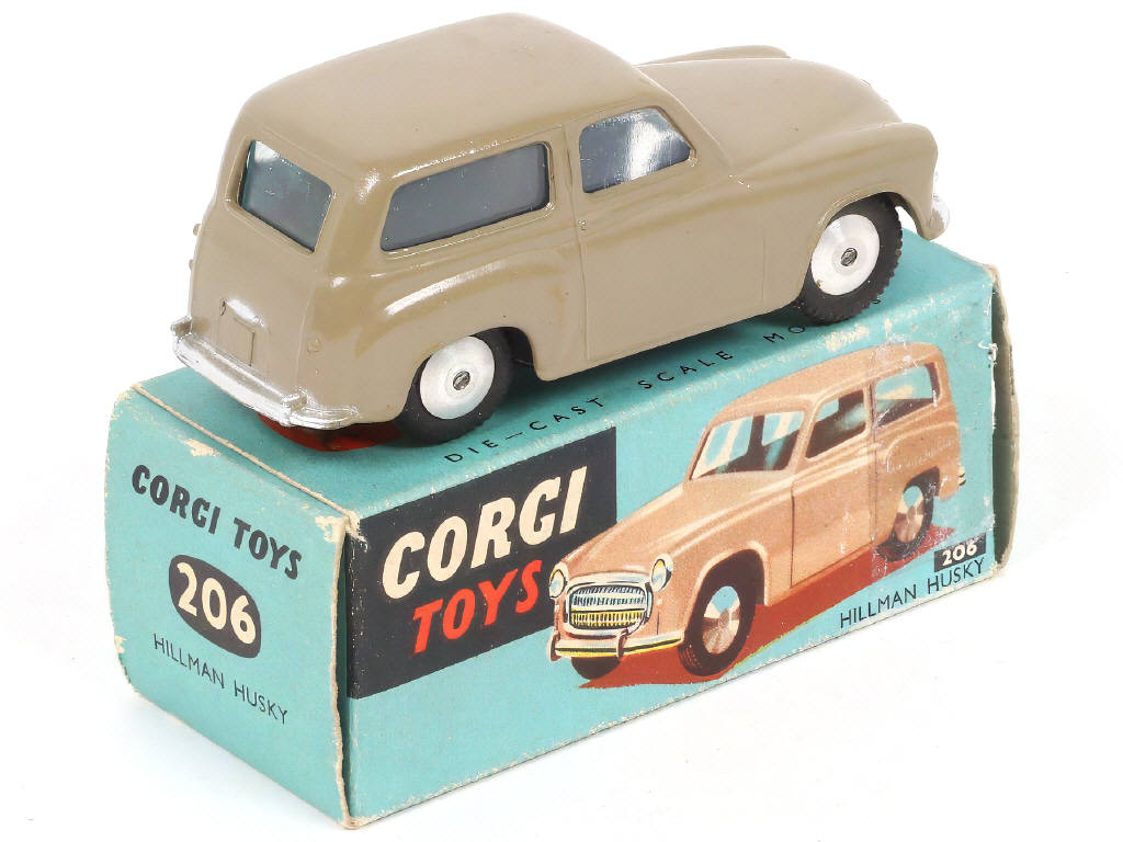 Lot 83 - CORGI TOYS (GB) (1)