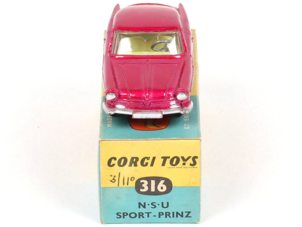 Lot 97 - CORGI TOYS (GB) (1)