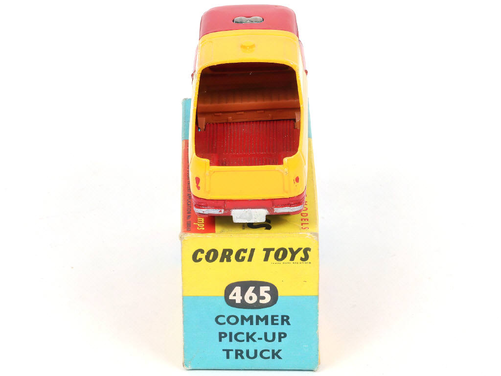 Lot 136 - CORGI TOYS (GB) (1)