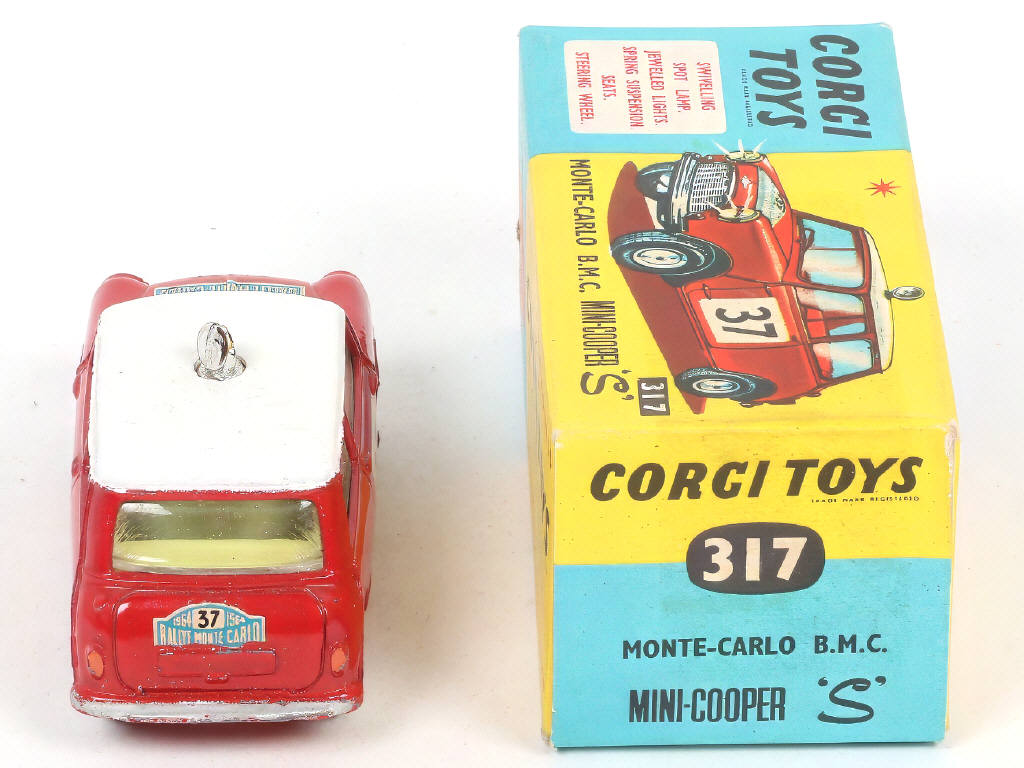 Lot 90 - CORGI TOYS (GB) (1)