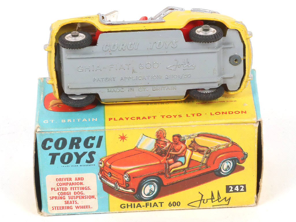 Lot 100 - CORGI TOYS (GB) (1)