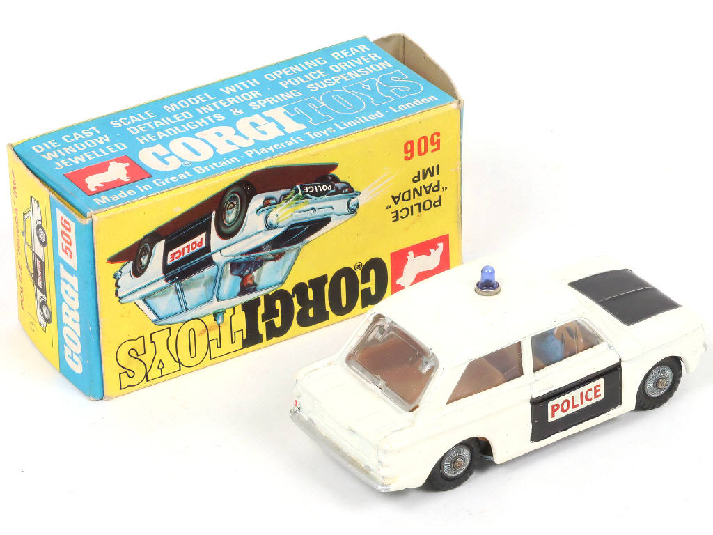 Lot 99 - CORGI TOYS (GB) (1)