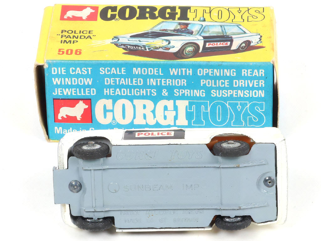 Lot 99 - CORGI TOYS (GB) (1)