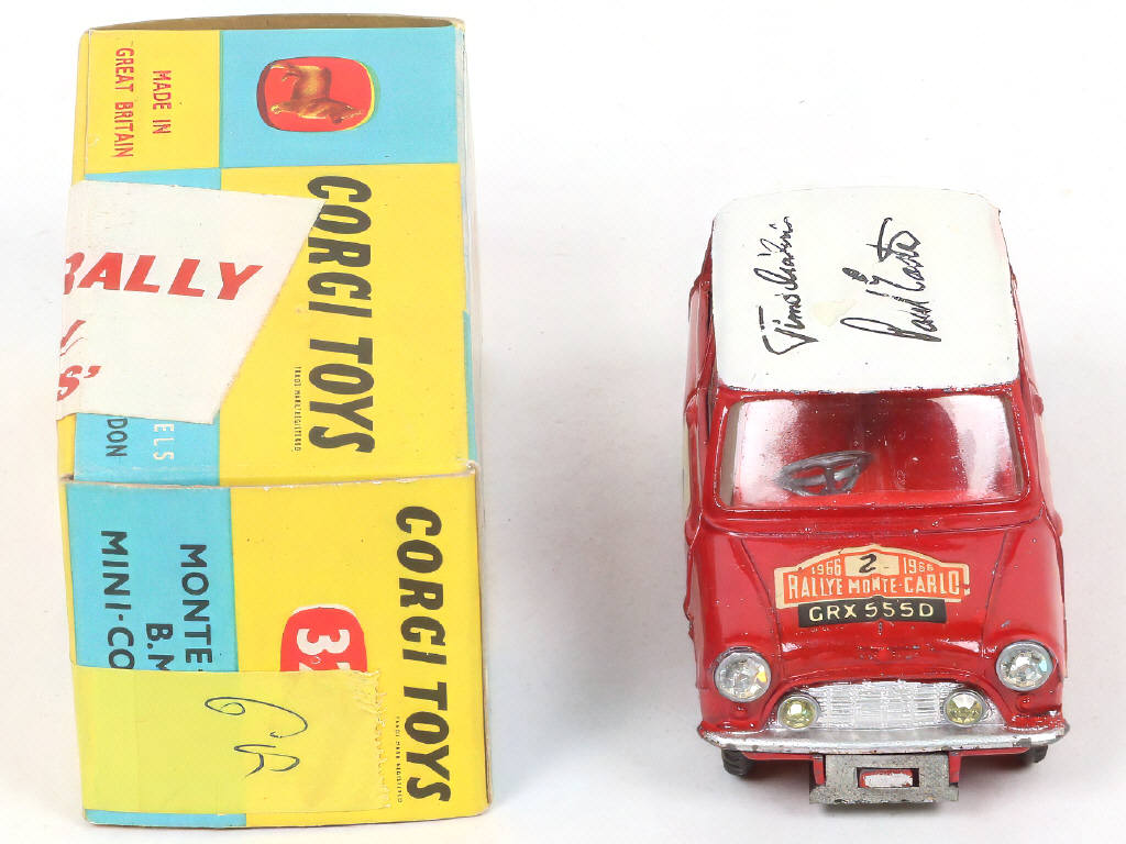 Lot 91 - CORGI TOYS (GB) (1)