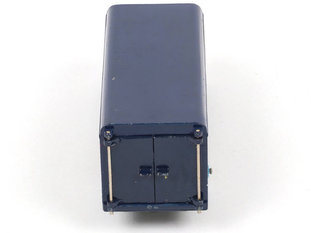 Lot 230 - DINKY TOYS (GB) (1)