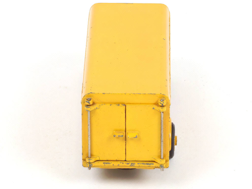 Lot 231 - DINKY TOYS (GB) (1)