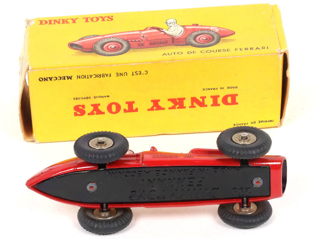 Lot 279 - DINKY TOYS (FRANCE) (1)