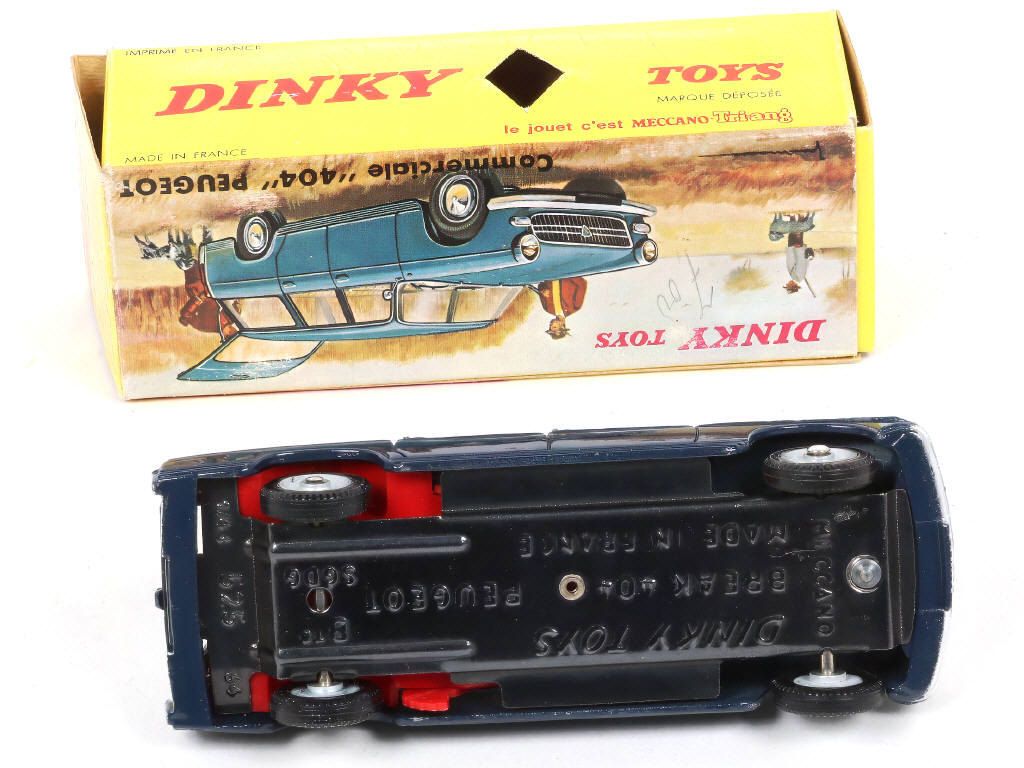 Lot 298 - DINKY TOYS (FRANCE) (1)
