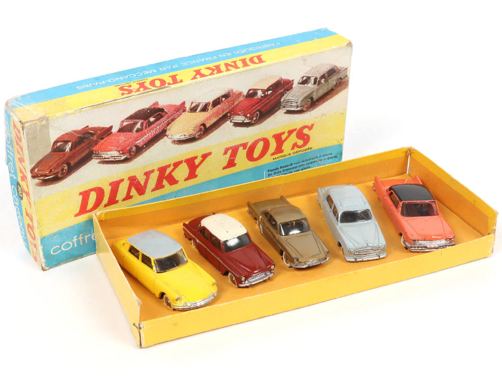 Lot 272 - DINKY TOYS (FRANCE) (1)