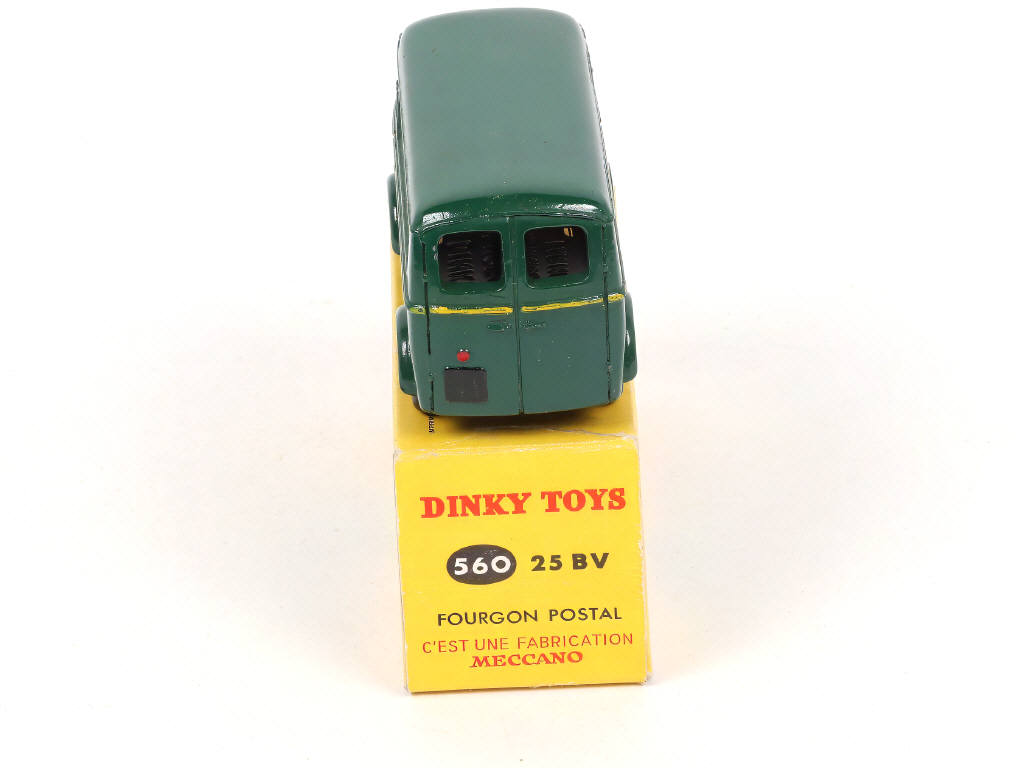 Lot 319 - DINKY TOYS (FRANCE) (1)