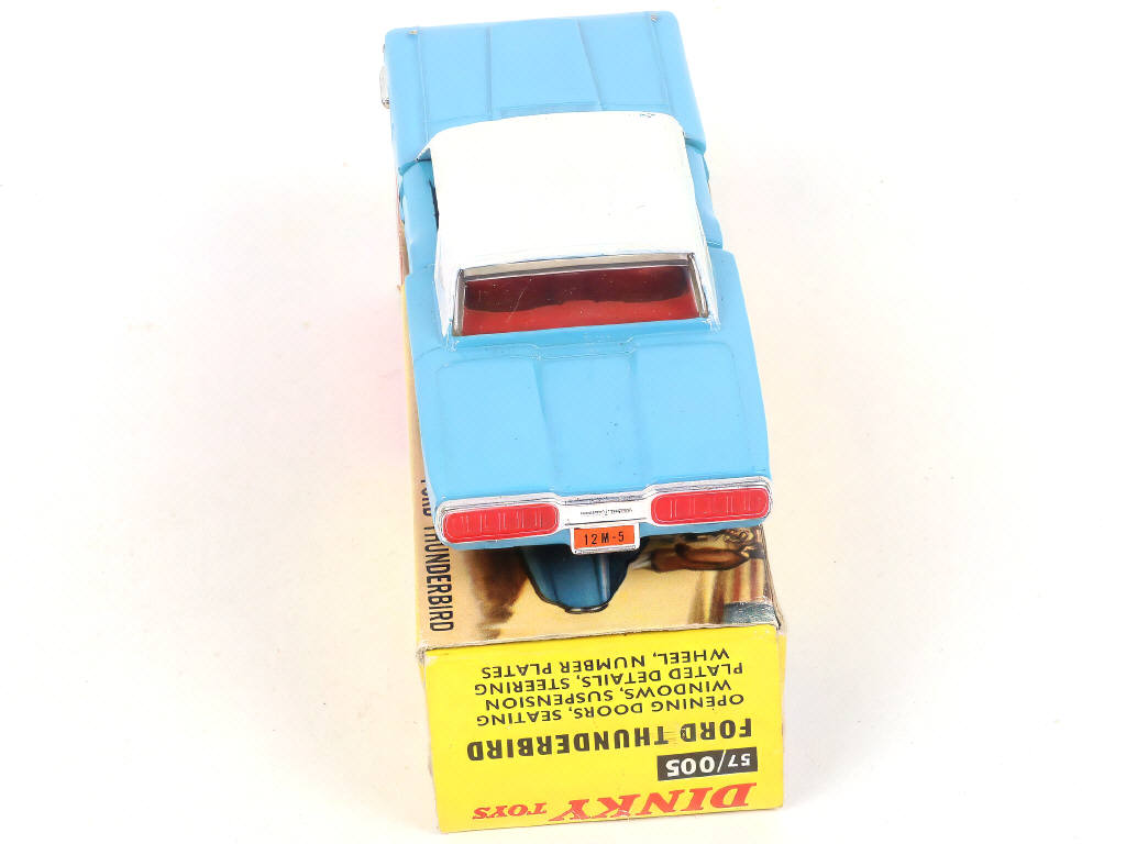 Lot 244 - DINKY TOYS (GB) (1)