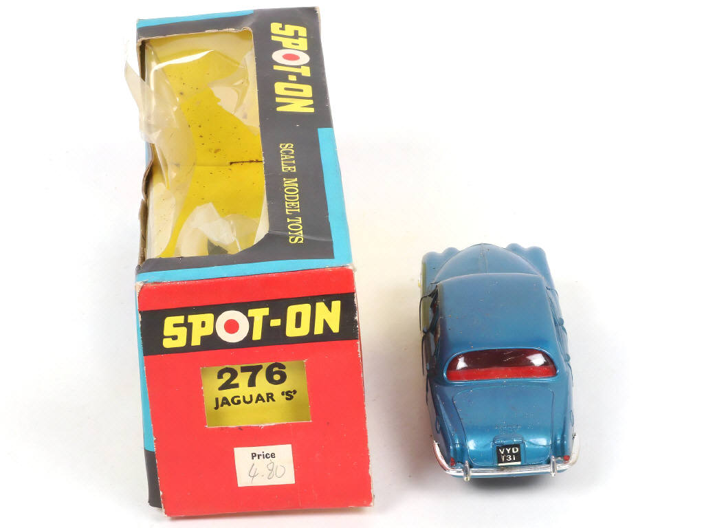 Lot 81 - SPOT-ON (GB) (1)