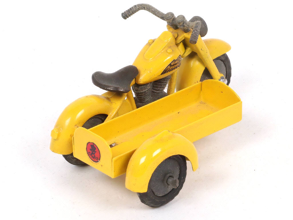 Lot 53 - TEKNO (DANEMARK) (1)