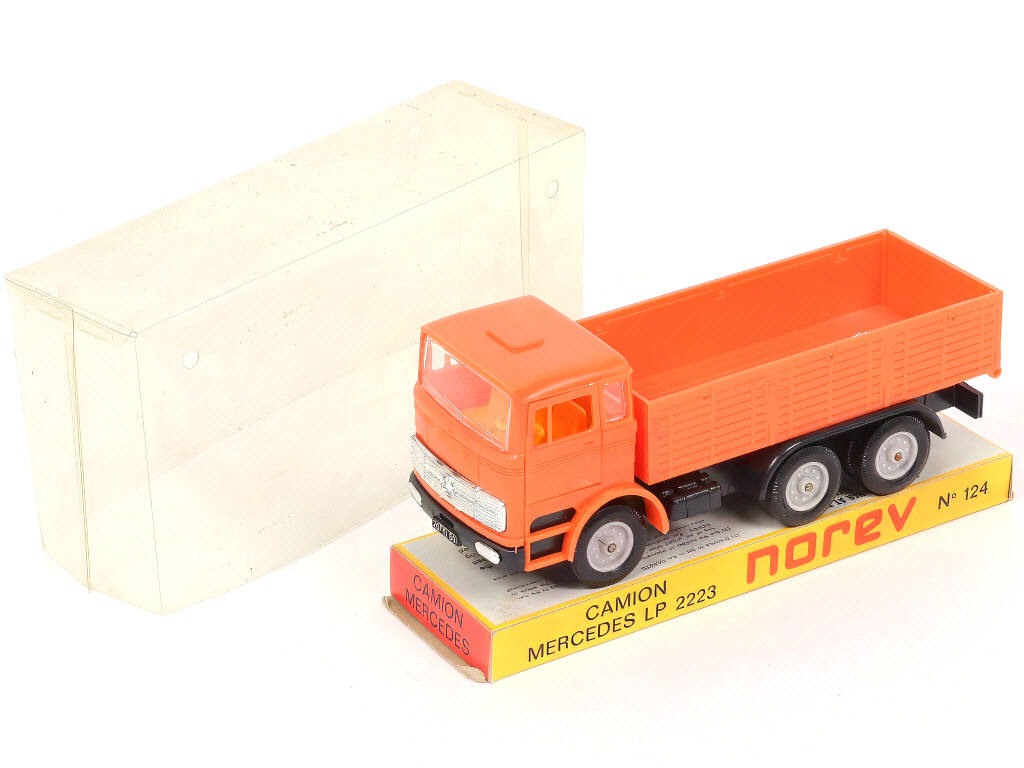 Lot 201 - NOREV (FRANCE) (1)