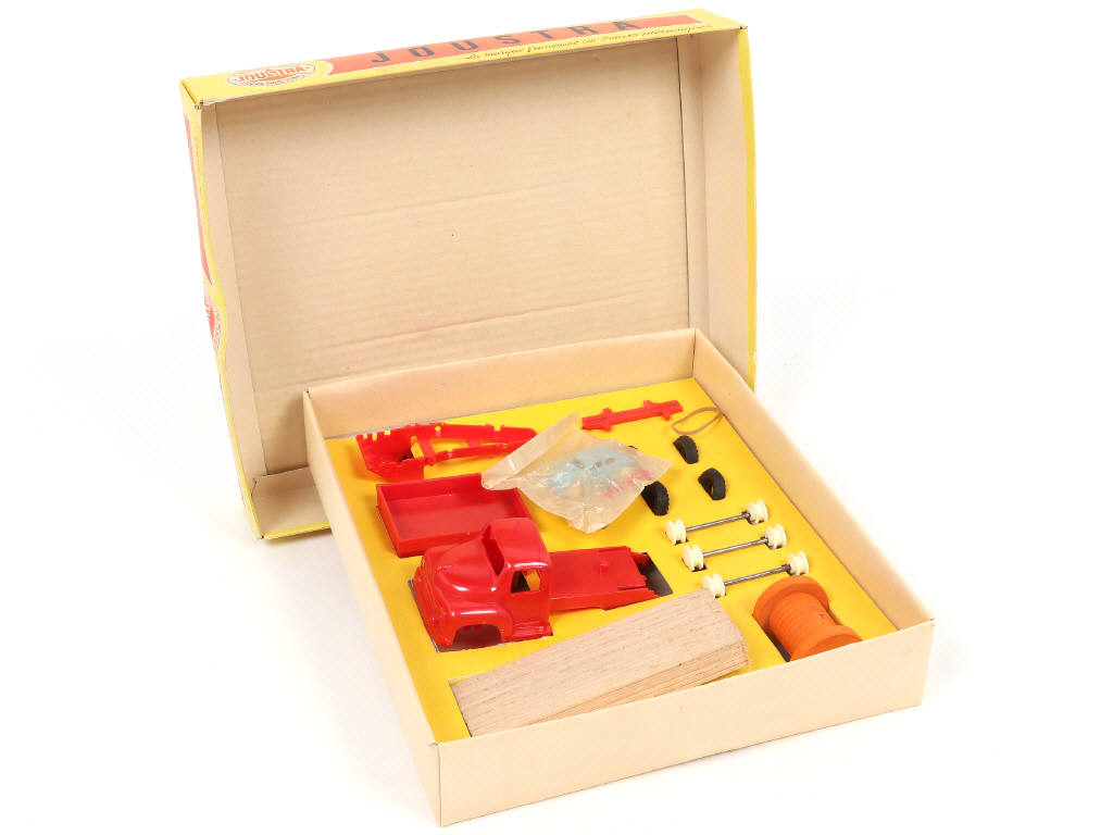 Lot 211 - JOUSTRA (FRANCE) (1)