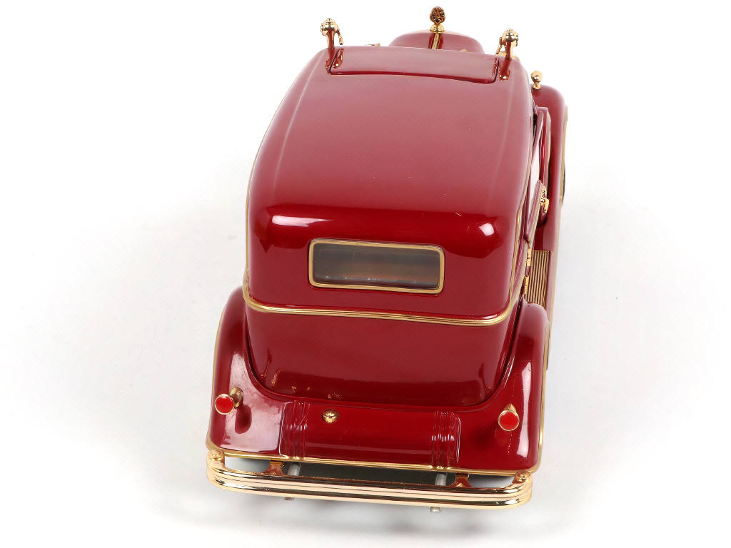 Lot 7 - SUN STAR (CHINE) (1)