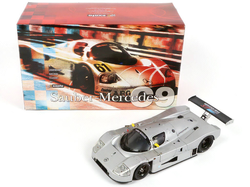 Lot 29 - EXOTO (USA) (1)