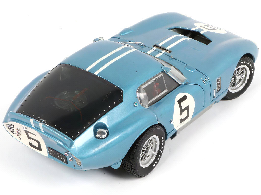 Lot 79 - EXOTO (USA) (1)