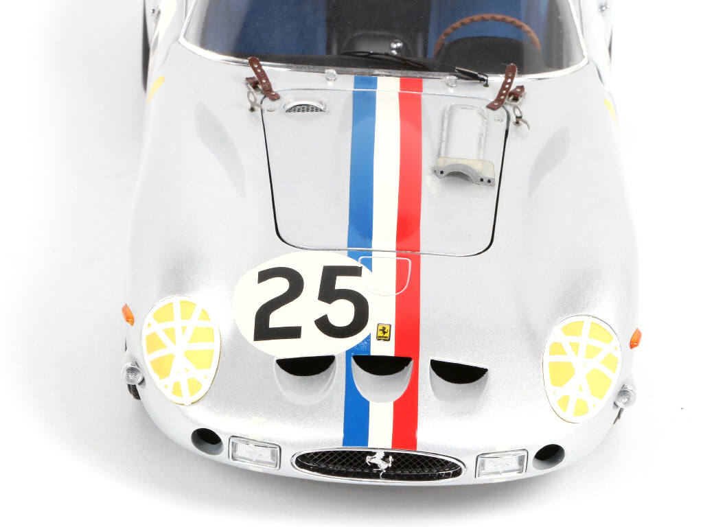 Lot 91 - KYOSHO (JAPON) (1)