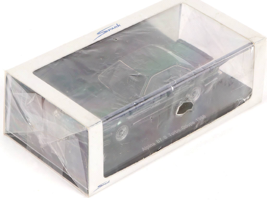 Lot 50 - SPARK (MACAU) (1)