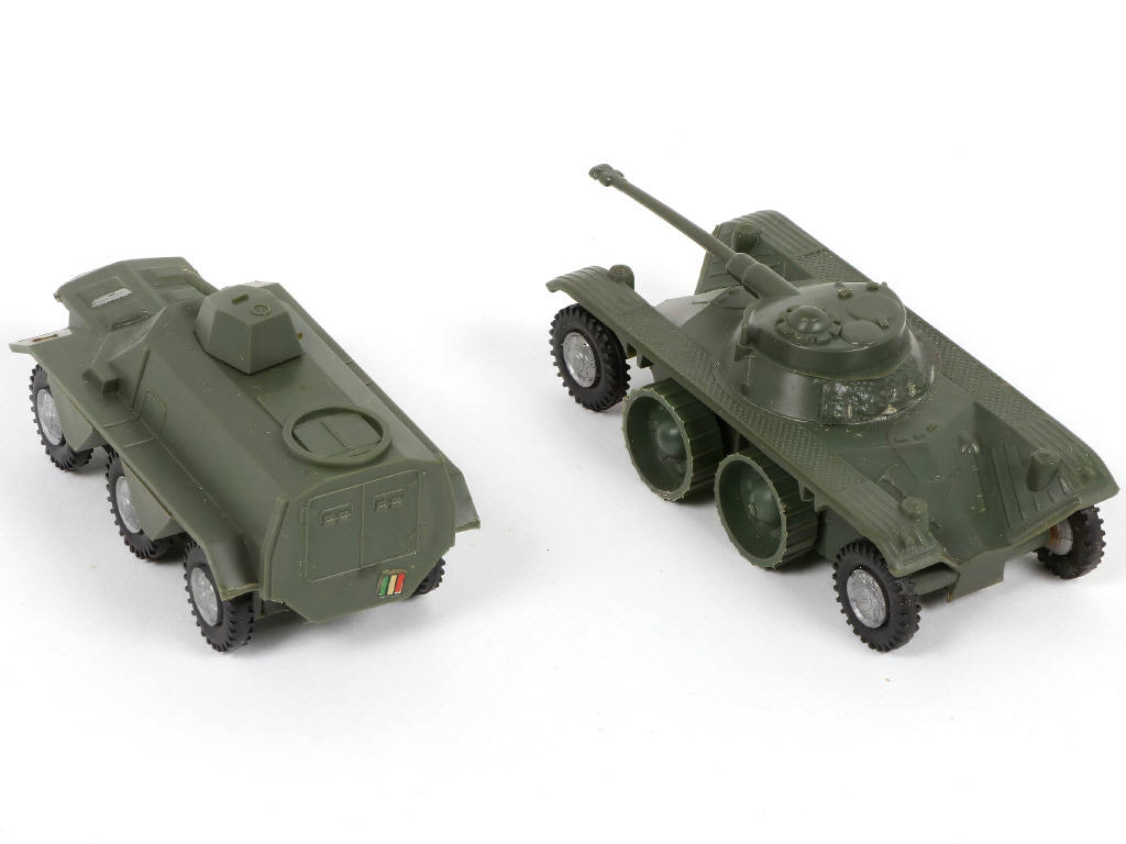 Lot 120 - POLITOYS (ITALIE) (2)