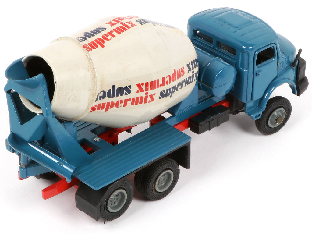 Lot 67 - SUPERMINI (BRESIL) (1)