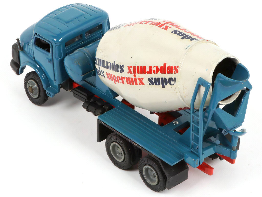 Lot 67 - SUPERMINI (BRESIL) (1)