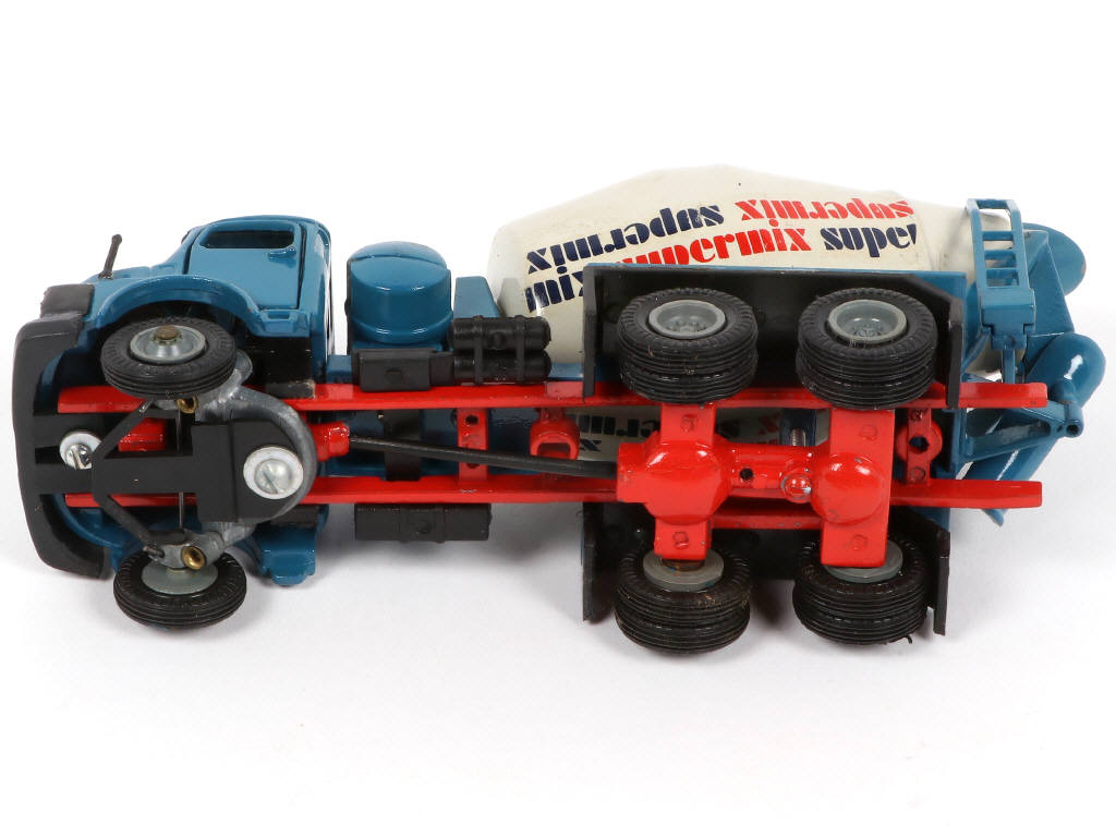 Lot 67 - SUPERMINI (BRESIL) (1)