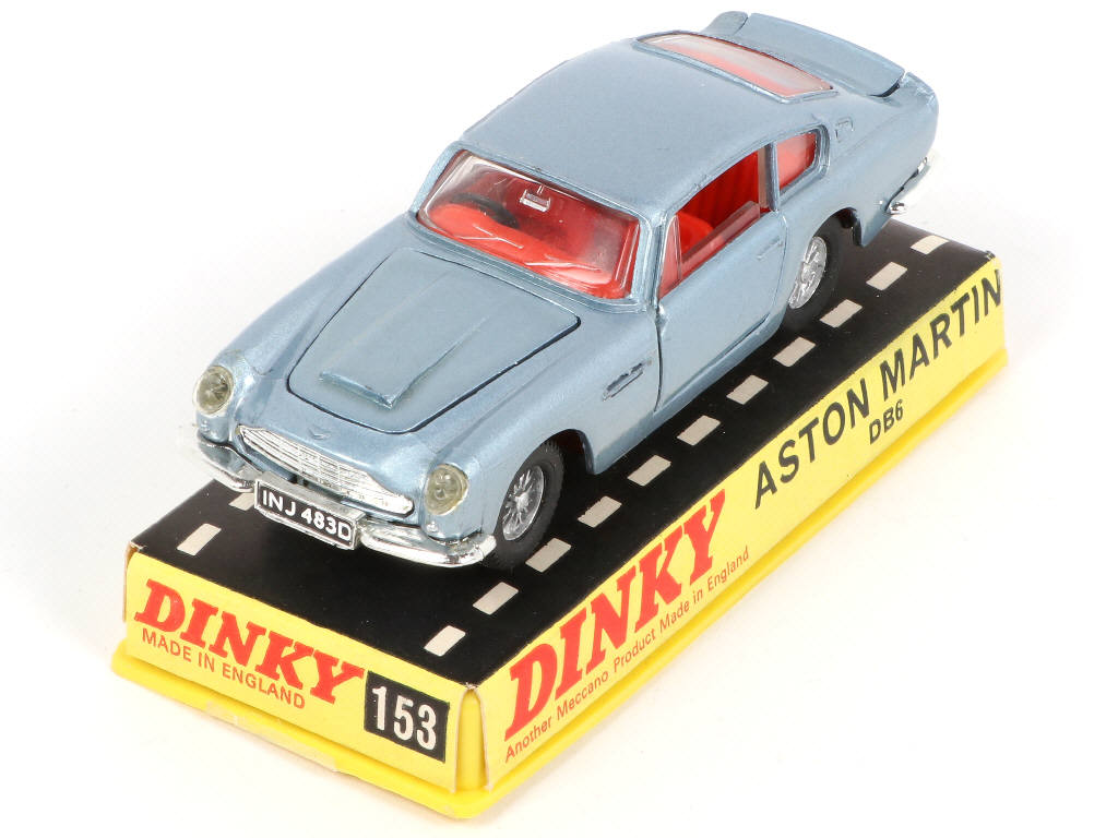 Lot 245 - DINKY TOYS (GB) (1)