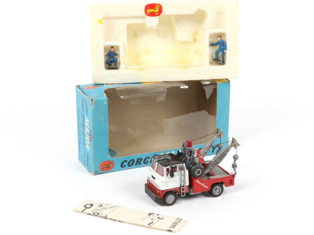 Lot 146 - CORGI TOYS (GB) (1)